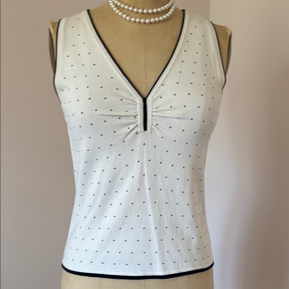 Bandolino White w/Black Pin Dot Fitted Ruched Tank Top